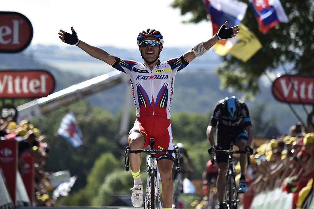 Joaquim Rodriguez (Katusha) victory salut at the top of the Mur de Huy after winning stage 3 at the Tour de France