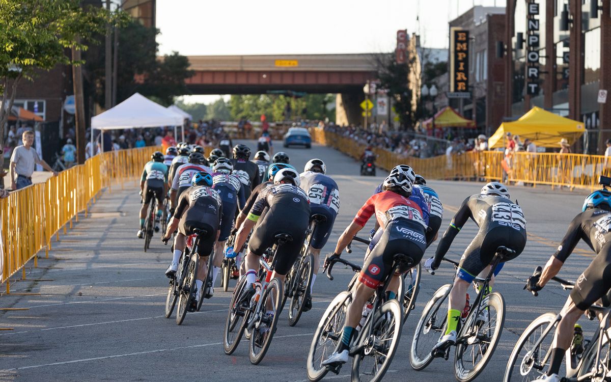 Jonny Brown (Miami Blazers), lost Dillman and Goana, but picked up Thomas Gibbons from Automatic Racing and stayed off the front for a few more laps.
