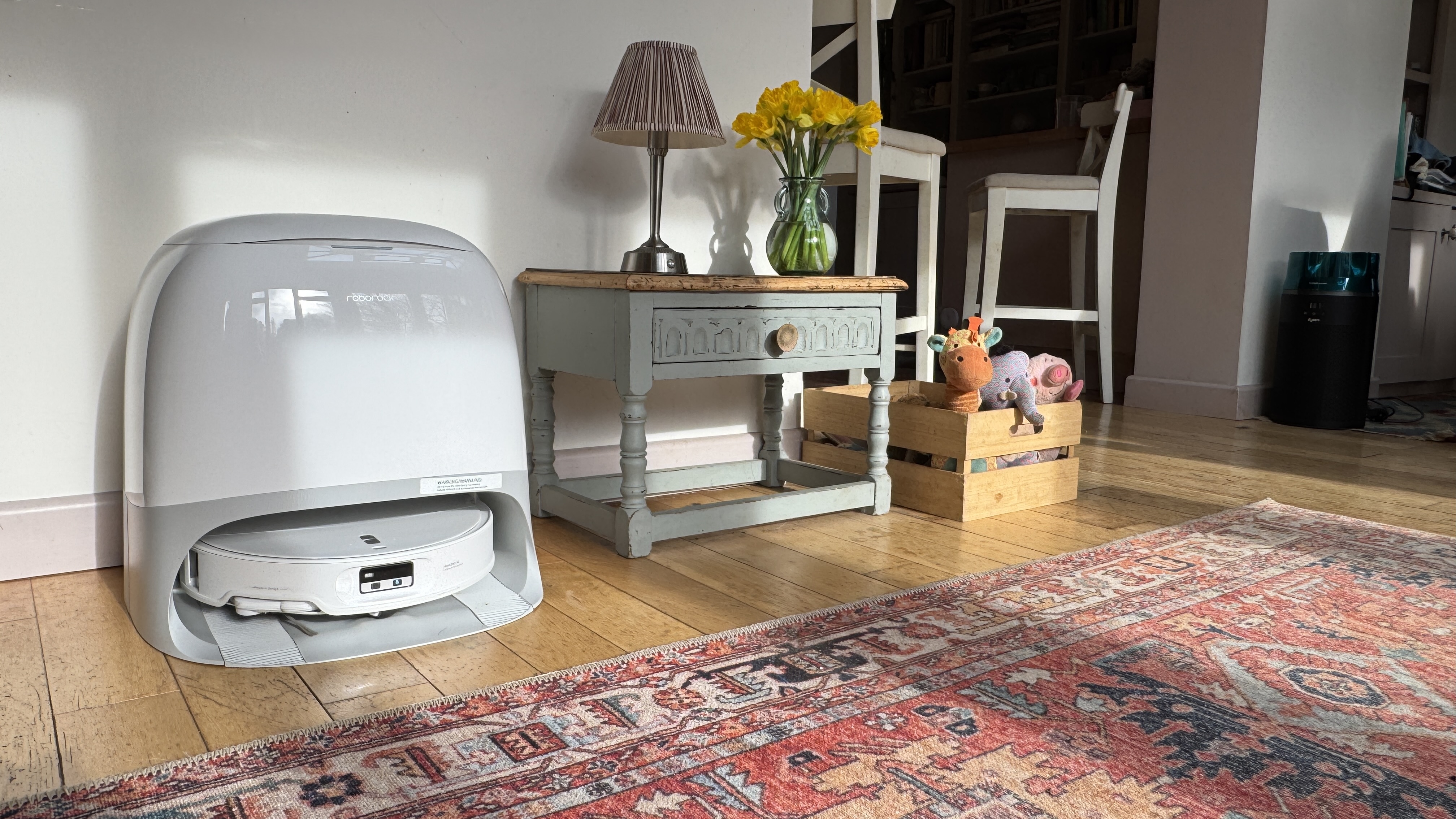 Roborock Qrevo Curv 2 Pro robot vacuum in reviewer's home