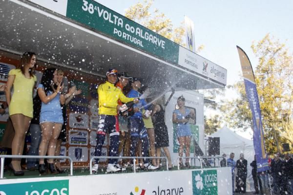 Bubbly time for the leaders