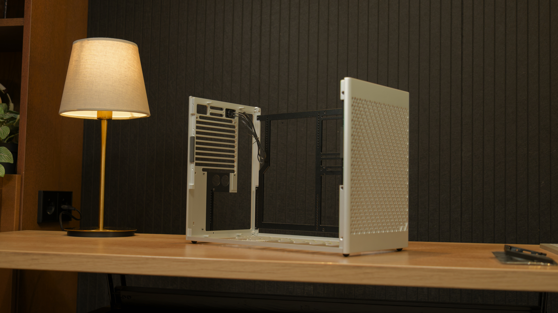 Greyscale ITX PC build