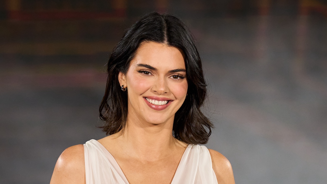 Kendall Jenner smiling while walking the carpet for L&#039;Oréal Paris Womenswear Spring/Summer 2026 show