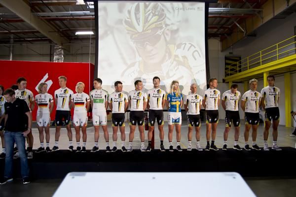 The team gets lined up.