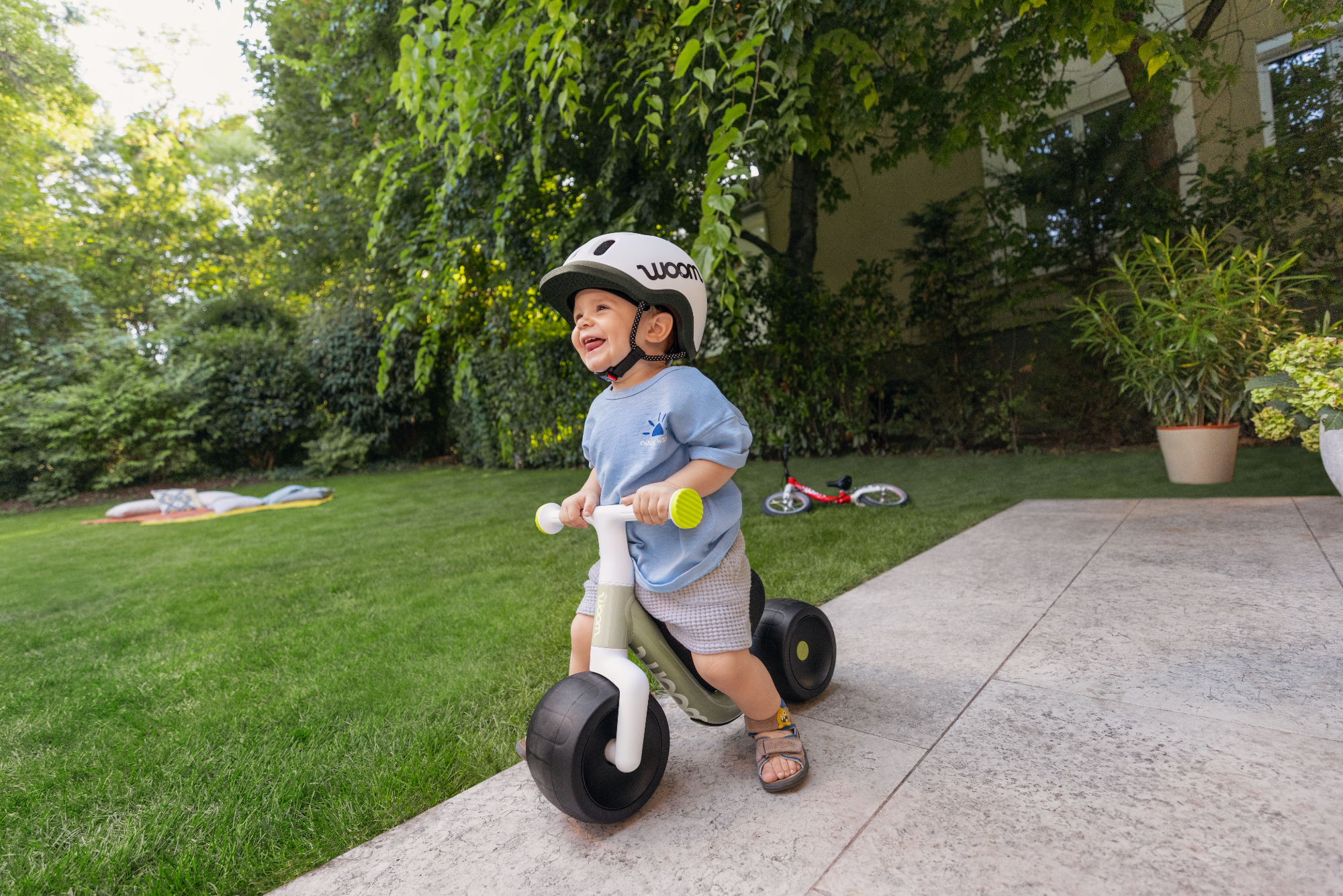 woom WOW balance bike