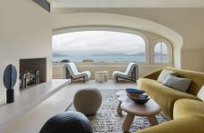minimalist Heather Hilliard living room
