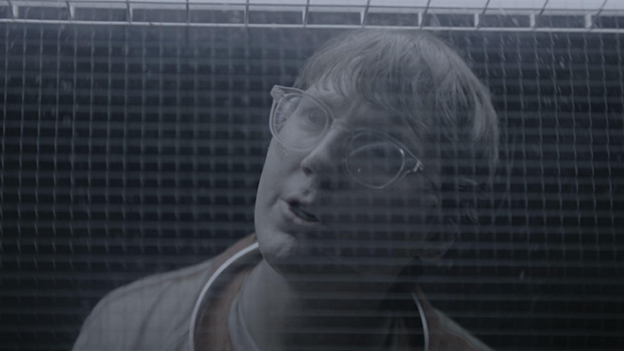 The Penguin Director Explains That Riddler Reference In Episode 1, And