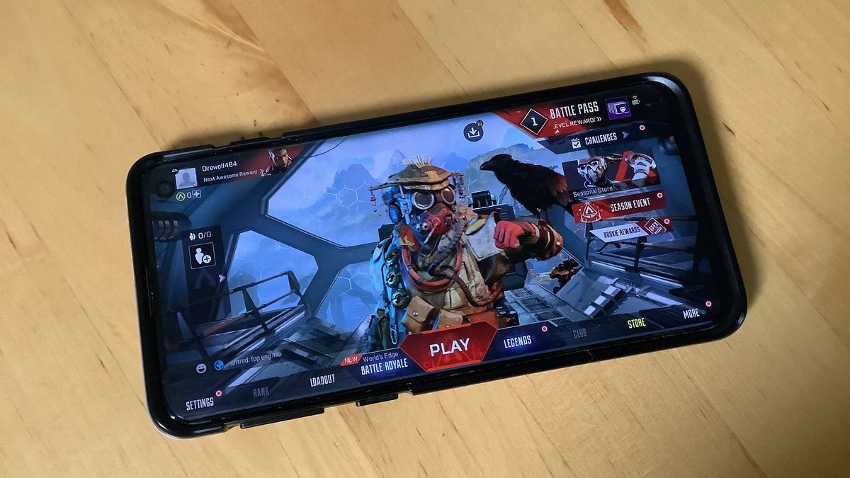 How to join your friends in Apex Legends Mobile