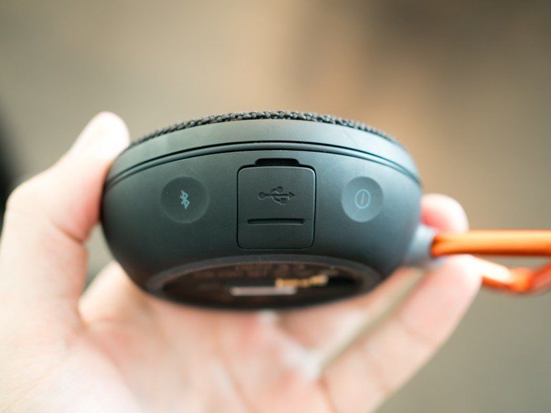 JBL Clip 2 Blueooth speaker