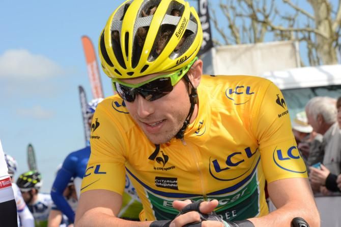Crit&eacute;rium du Dauphin&eacute; leader David Veilleux (Europcar) awaits the start of stage 3