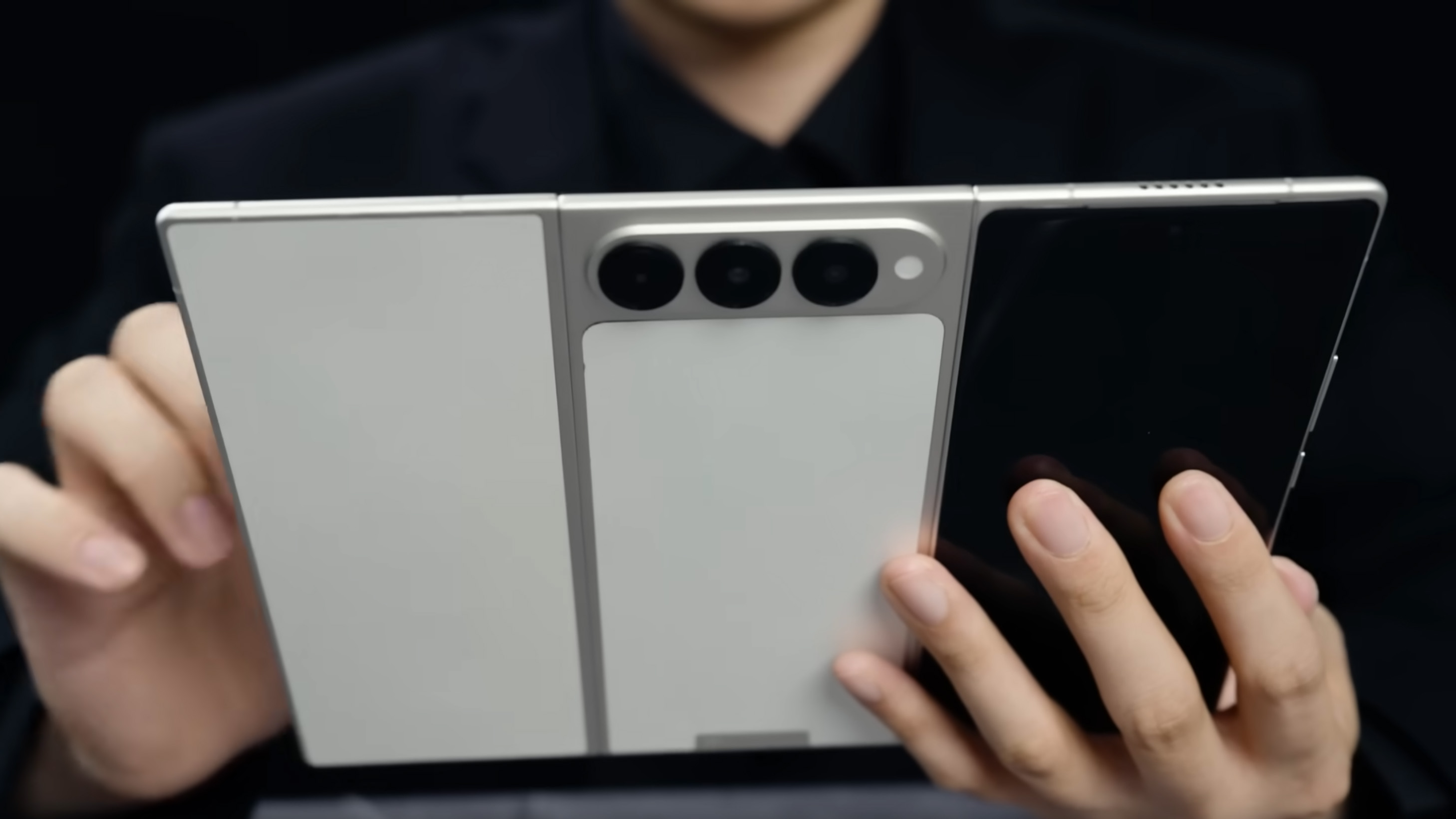 Phantom Ultimate G Fold concept