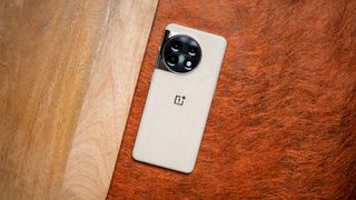 OnePlus 11 Marble Odyssey hands-on