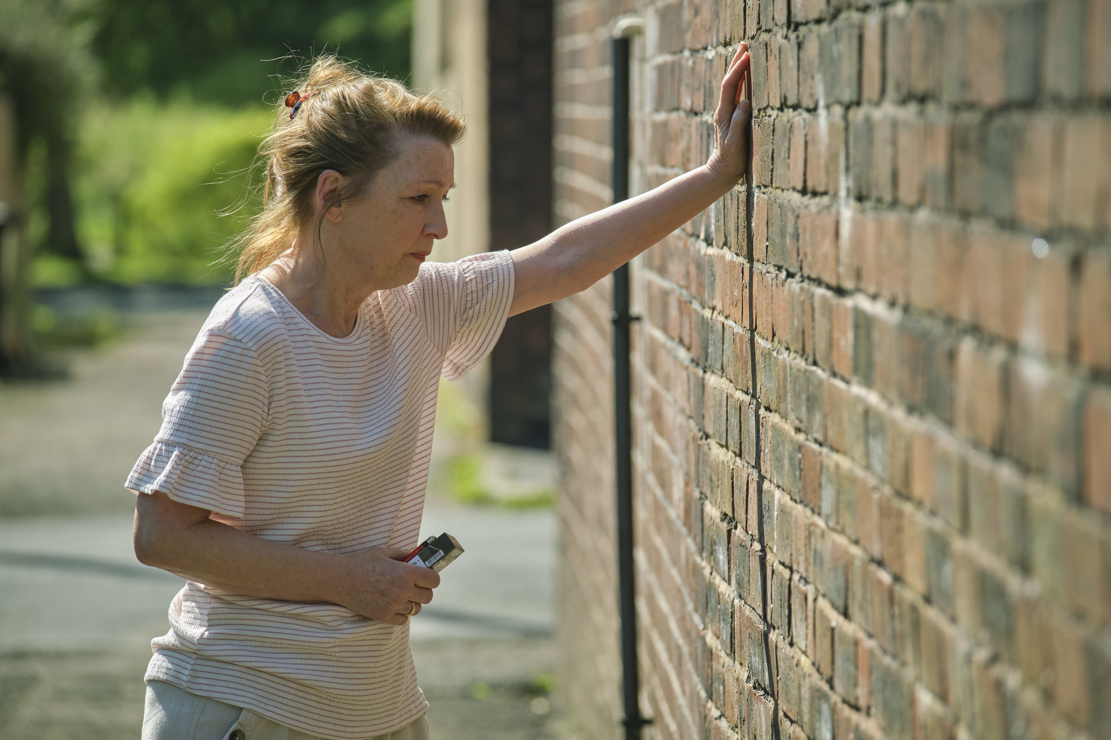 TV tonight – Does Julie (Lesley Manville) need some support?