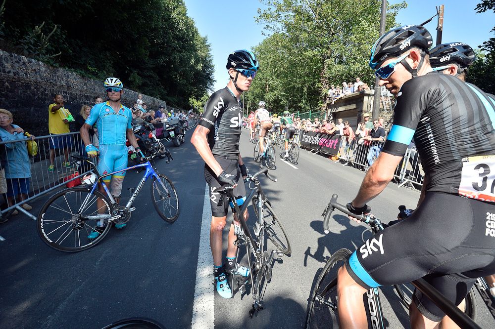 The aftermath of the stage 6 crash.