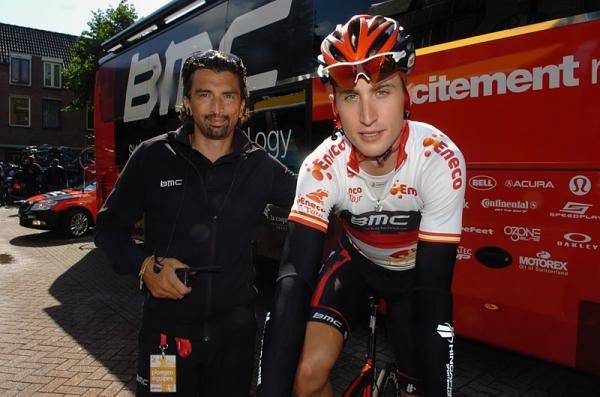Race leader Taylor Phinney (BMC) with directeur sportif Fabio Baldato.