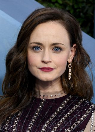 Alexis Bledel attends the 26th Annual Screen Actors Guild Awards at The Shrine Auditorium on January 19, 2020 in Los Angeles, California