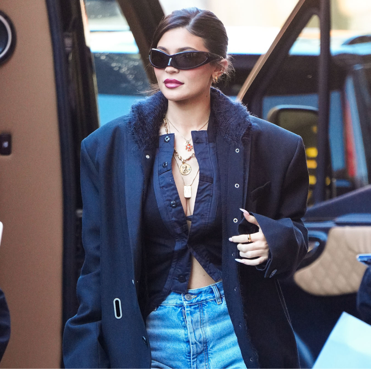 Kylie Jenner's Oversized Thin Eyeglasses: Shop the Look