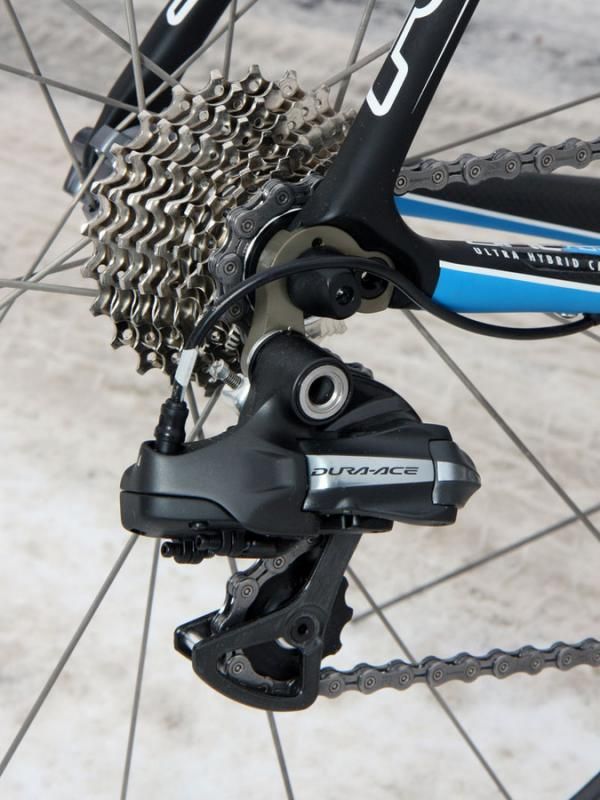 Even at US$7,499, the Felt F2 is still one the cheaper Di2-equipped bikes out there.
