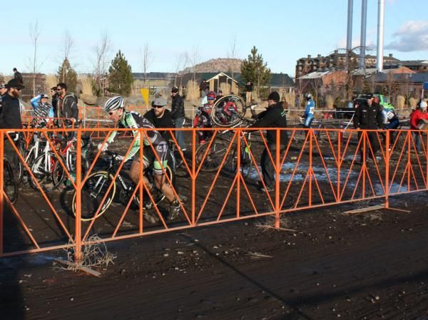 How many Cannondale-Cyclocrossworld.com guys do you see in this picture? It's not just the riders that win the race in 'cross.