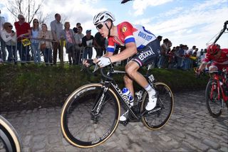 Niki Terpstra at the 2016 Tour of Flanders (Sunada)