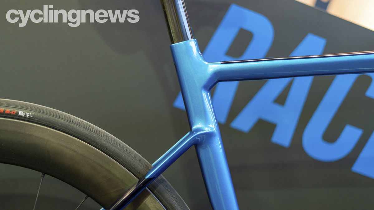 SwiftCarbon RaceVox geometry