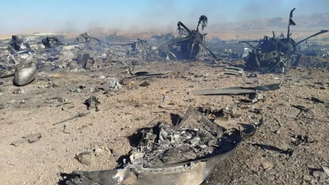 'Real Alien Sh*t': US F15 pilot claimed to have seen a minefield of Iranian drones moving like 'jellyfish', perhaps thanks to meshed networking