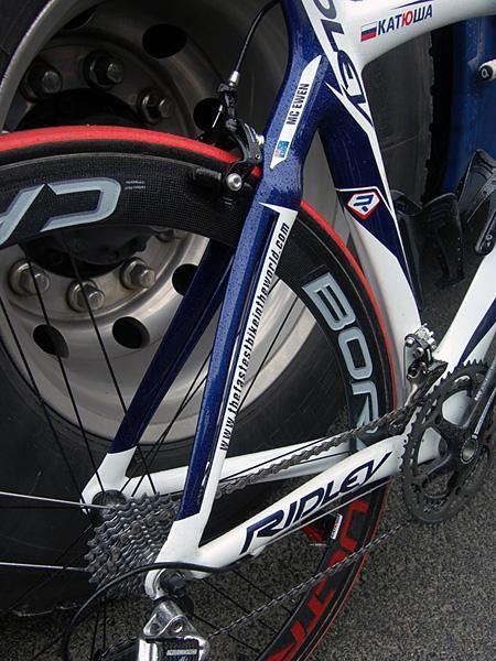 The seat stays are given a similar treatment and Ridley boldly claims the new Noah to be "the fastest (road) bike in the world."