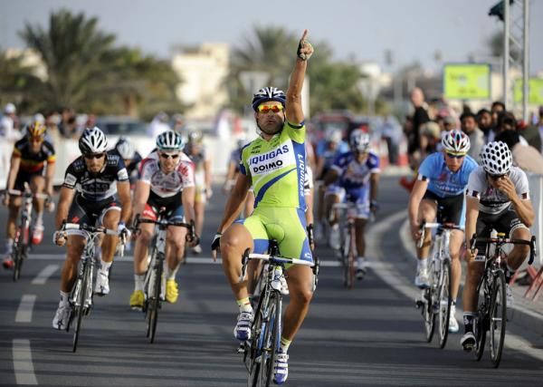 Francesco Chicchi (Liquigas-Doimo) takes a commanding victory in Al Khor Corniche