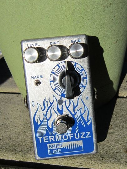 Gear Review: Shift Line Termofuzz Fuzz Pedal | Guitar World