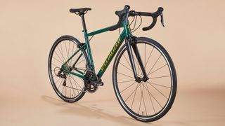 Image shows the Specialized Allez Sport which is one of the best cheap road bikes
