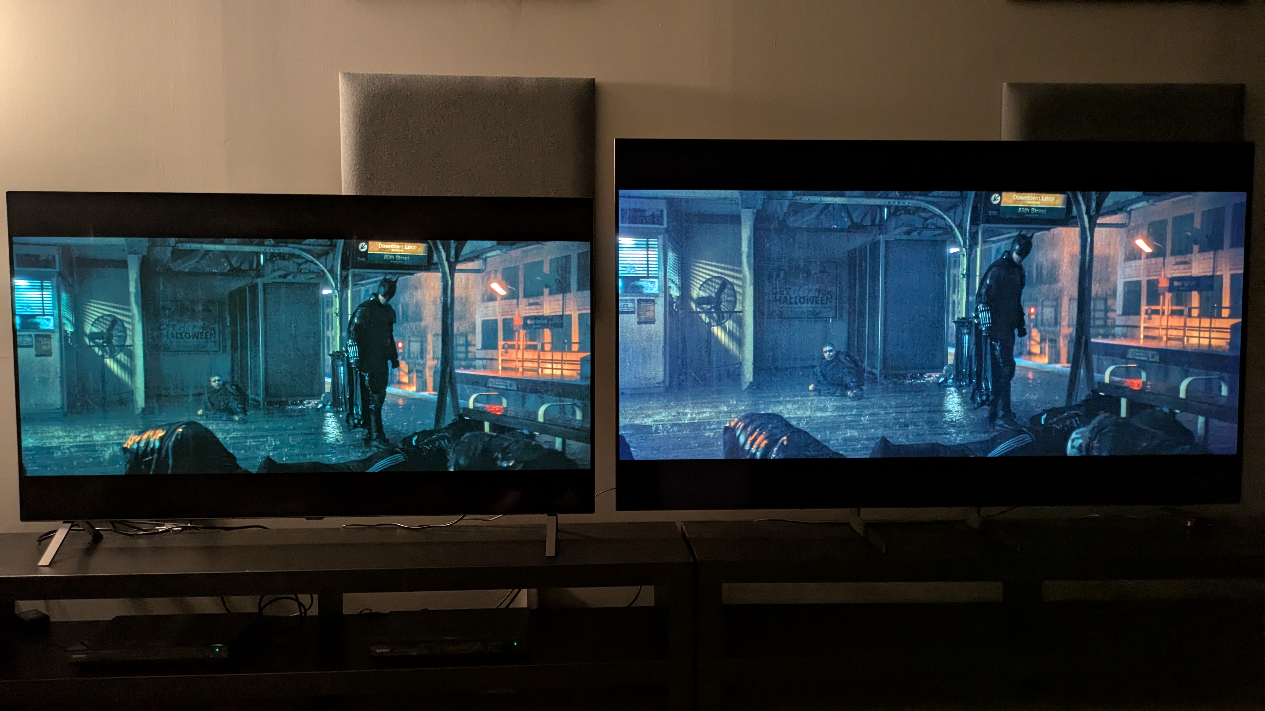 LG B5 in Dolby Vision picture mode and Samsung S85F in HDR10 picture mode (both Movie) showing The Batman on screen 