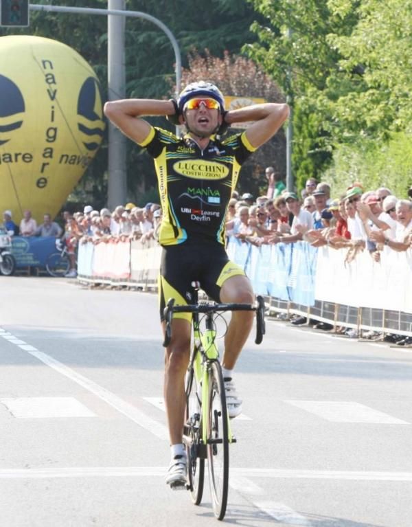 Moreno Moser wins the GP Citt&agrave; di Felino.