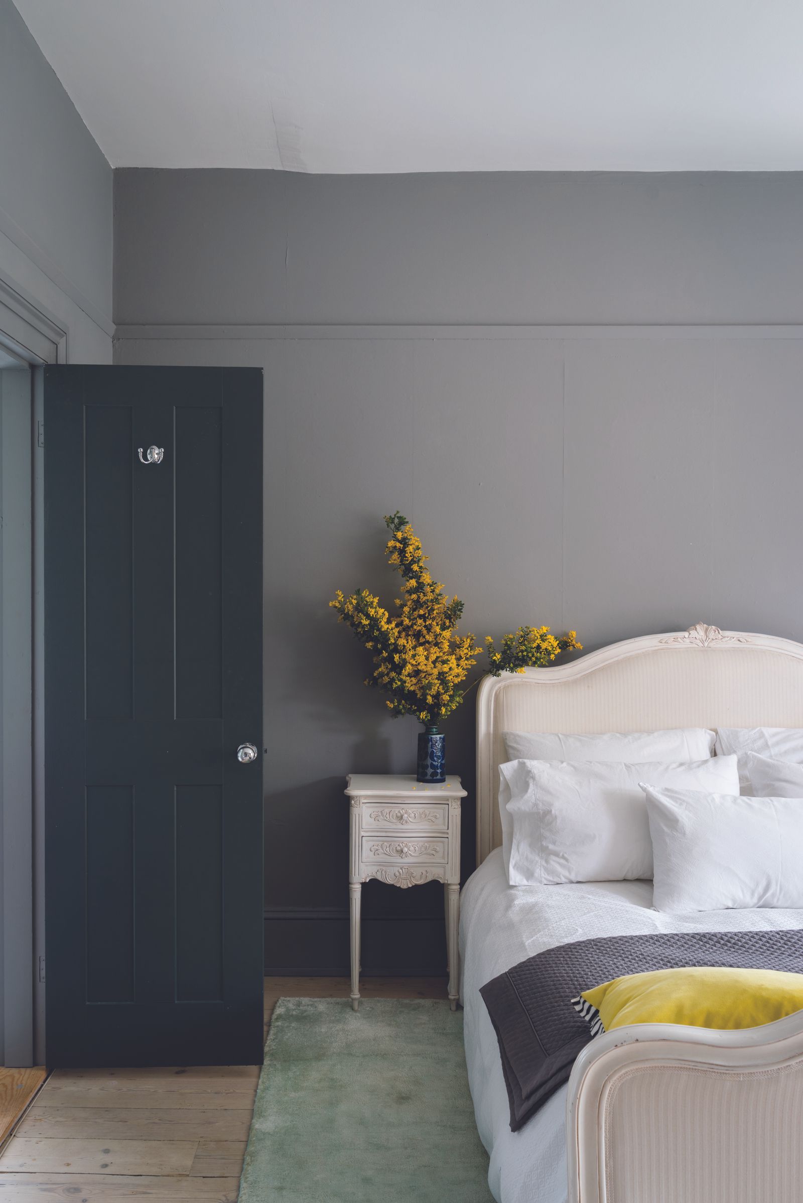 Grey and white bedroom ideas: 10 neutral color schemes to inspire ...
