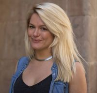 Becca Caddy's avatar