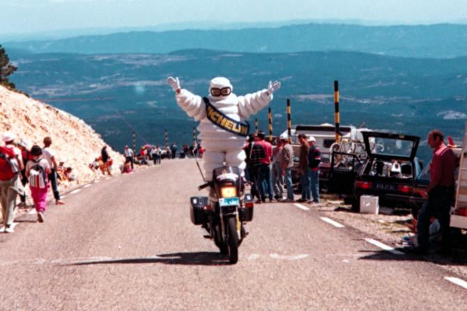 Bib celebrates his climb to the top of the Ventoux summit