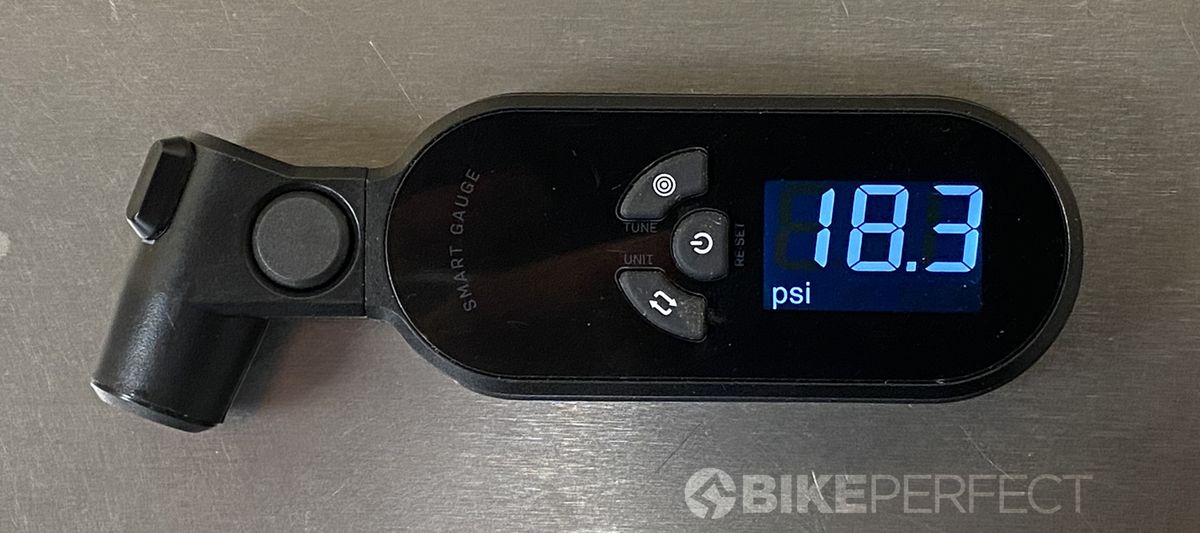 Topeak Smart Gauge Digital DX2 pressure gauge review