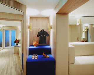Changing rooms that exude intimacy and comfort