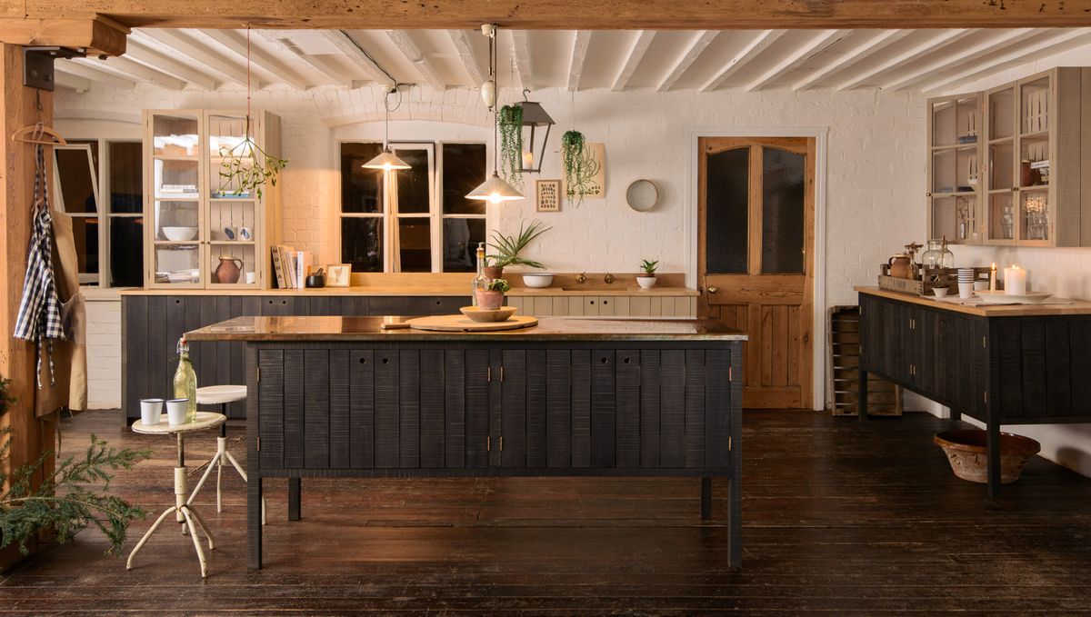 22 Kitchen Island Storage Ideas