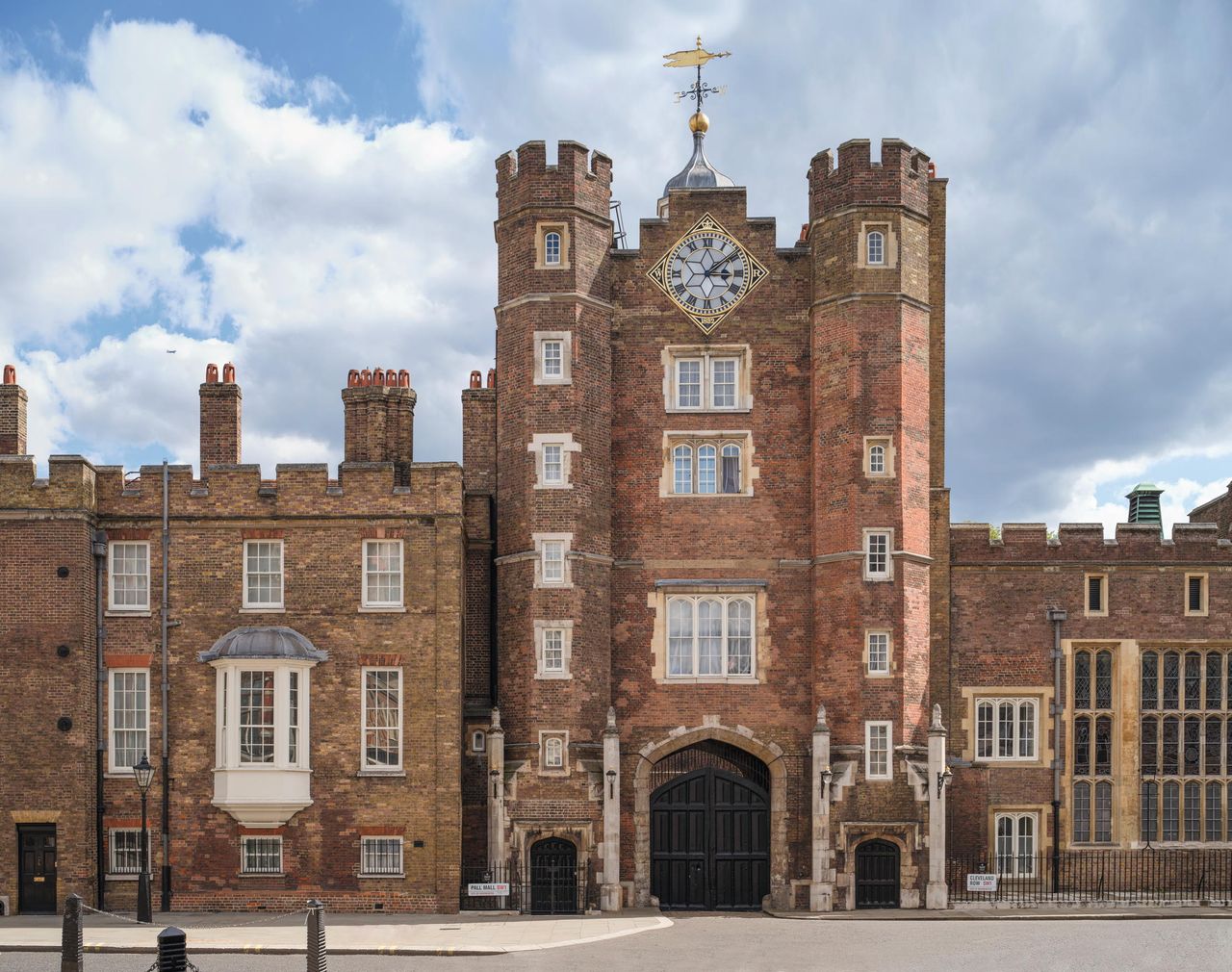 Fig 1: Henry VIII’s turreted gatehouse, the familiar Tudor face of St James’s Palace.