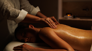 Woman receiving Omorovic spa massage