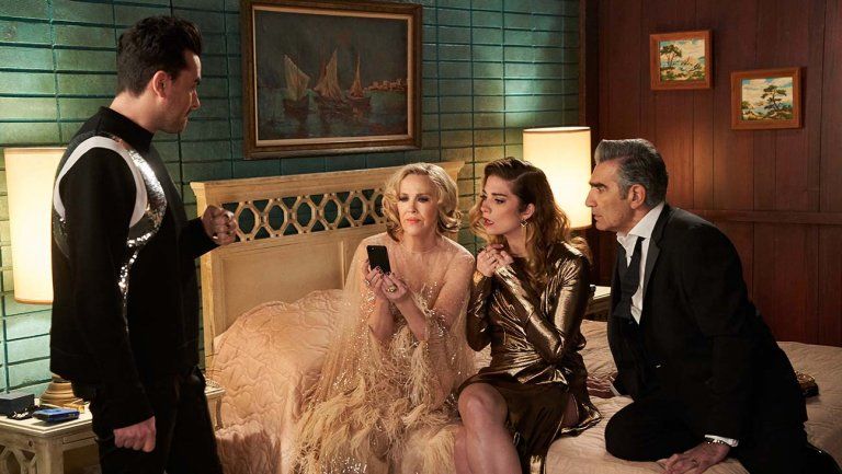 watch Schitt&#039;s Creek season 6 online