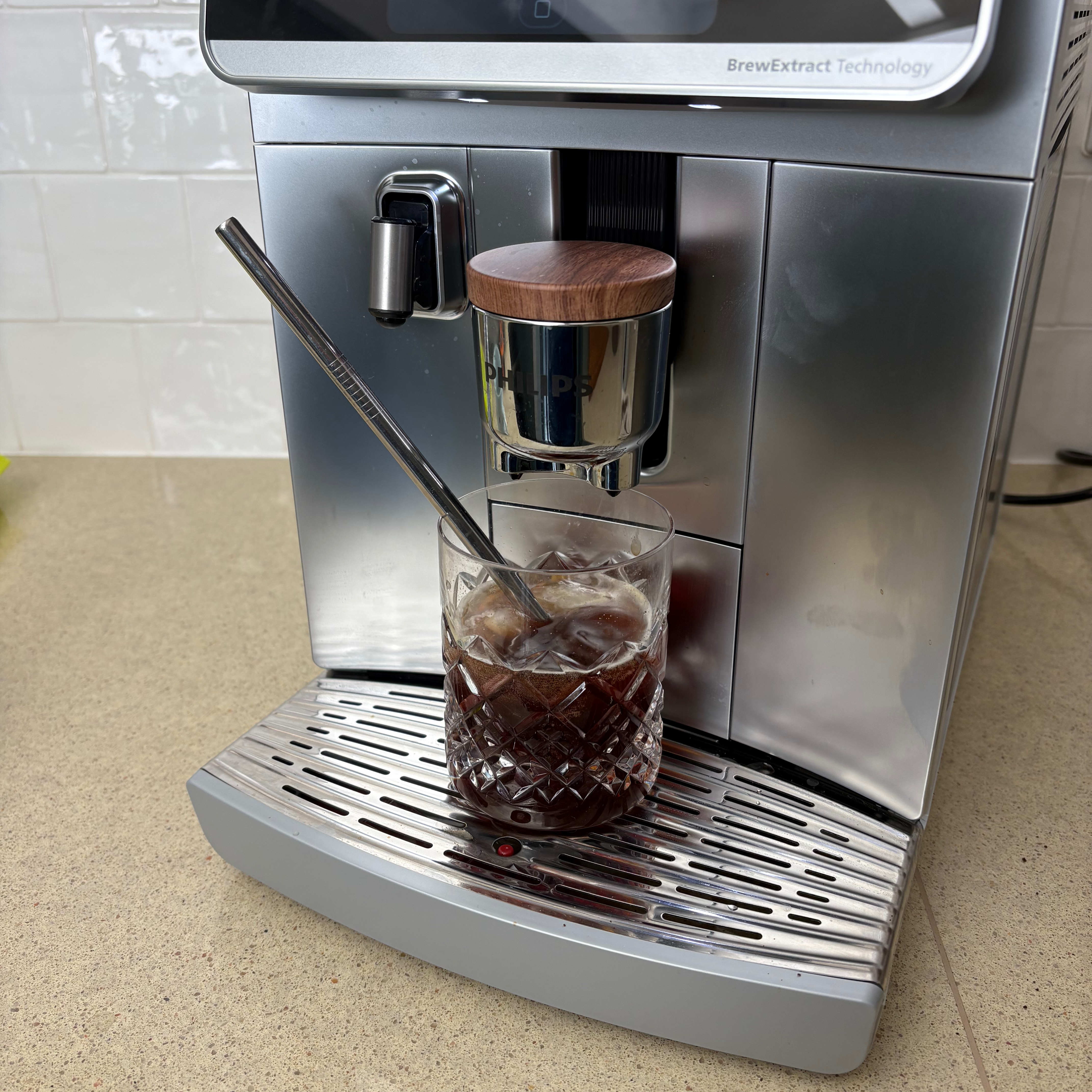 Testing the Philips Aromis coffee machine
