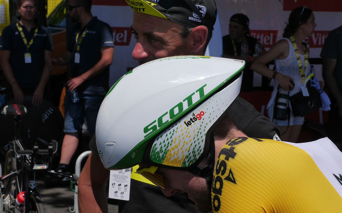 Australian national TT champion Luke Durbridge wears a custom Scott TT helmet