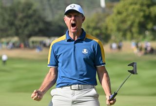 Justin Rose screams after holing a putt