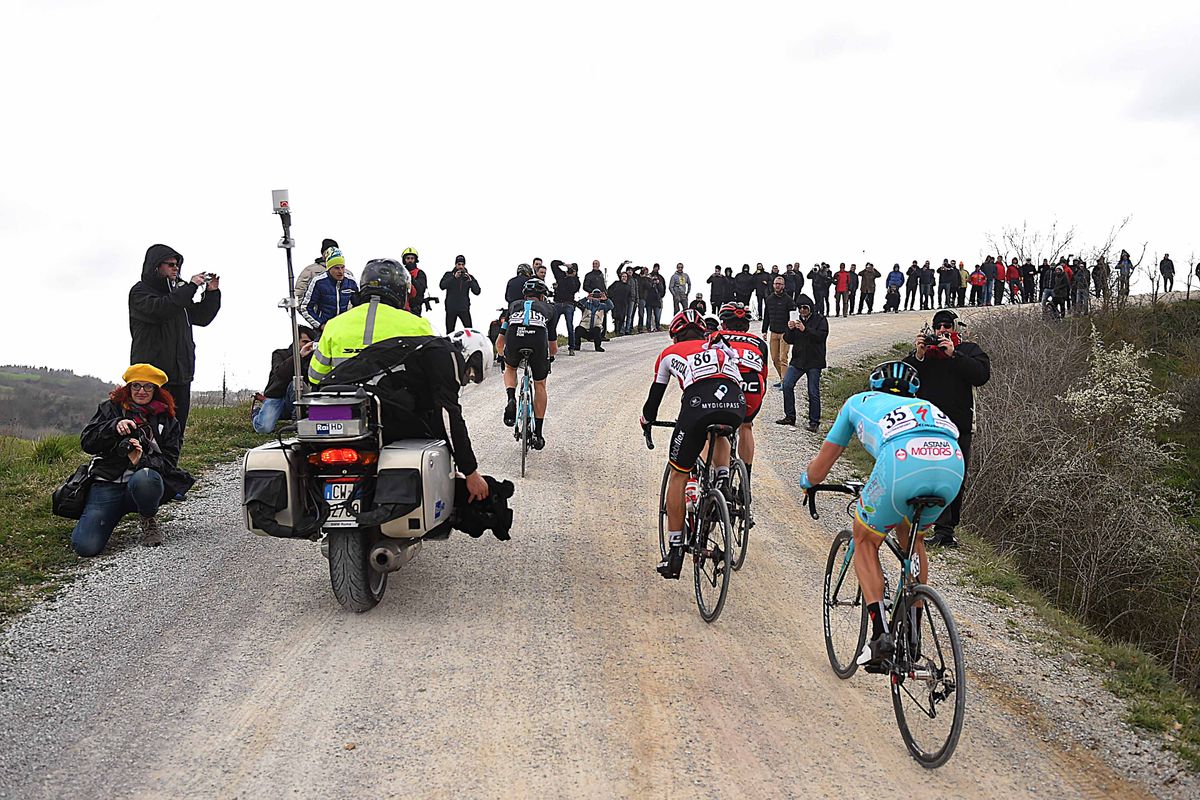 Andriy Grivko (Astana) at the rear of the breakaway