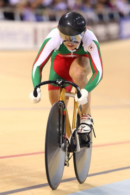 Olga Panarina (Belarus) powers round to win the women's 500m time trial