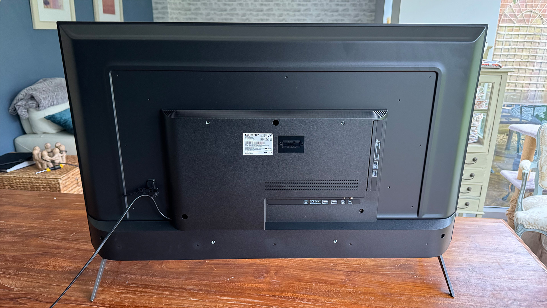 Sharp GM6245K 43-inch TV