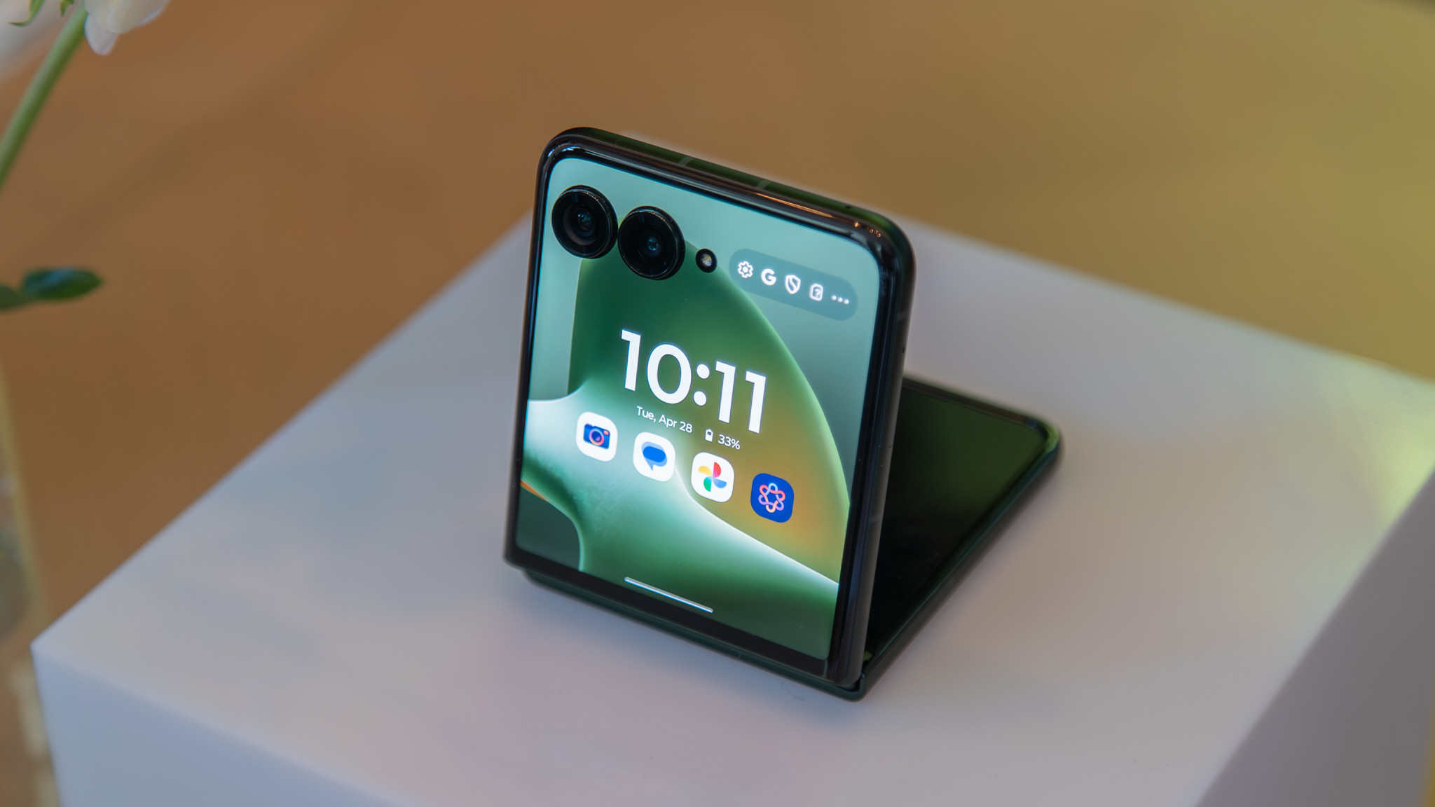 Motorola Razr Plus 2026 cover screen