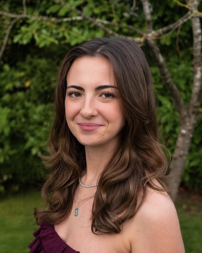 Expert headshot of Isabella Pacelli, Junior Designer at Roundhouse