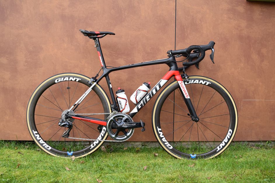 Team Sunweb's 2018 Giant TCR for the Men's team