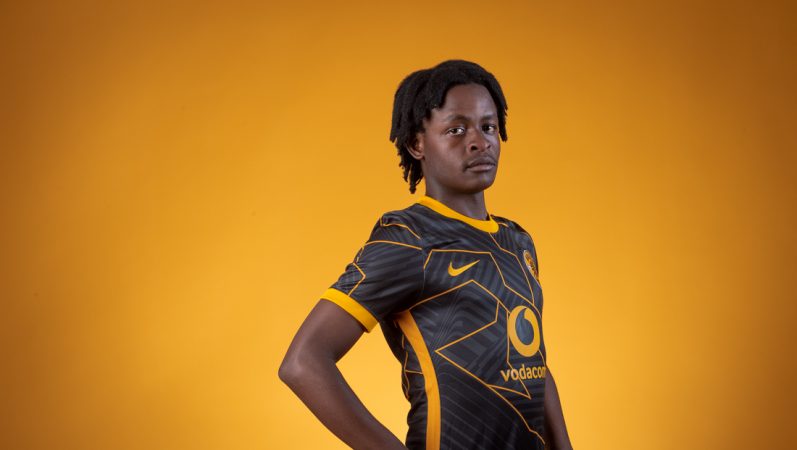Kaizer Chiefs midfielder Given Thibedi 